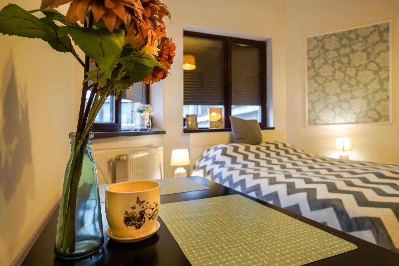 Victoriei Blue Apartman Bukarest Kültér fotó