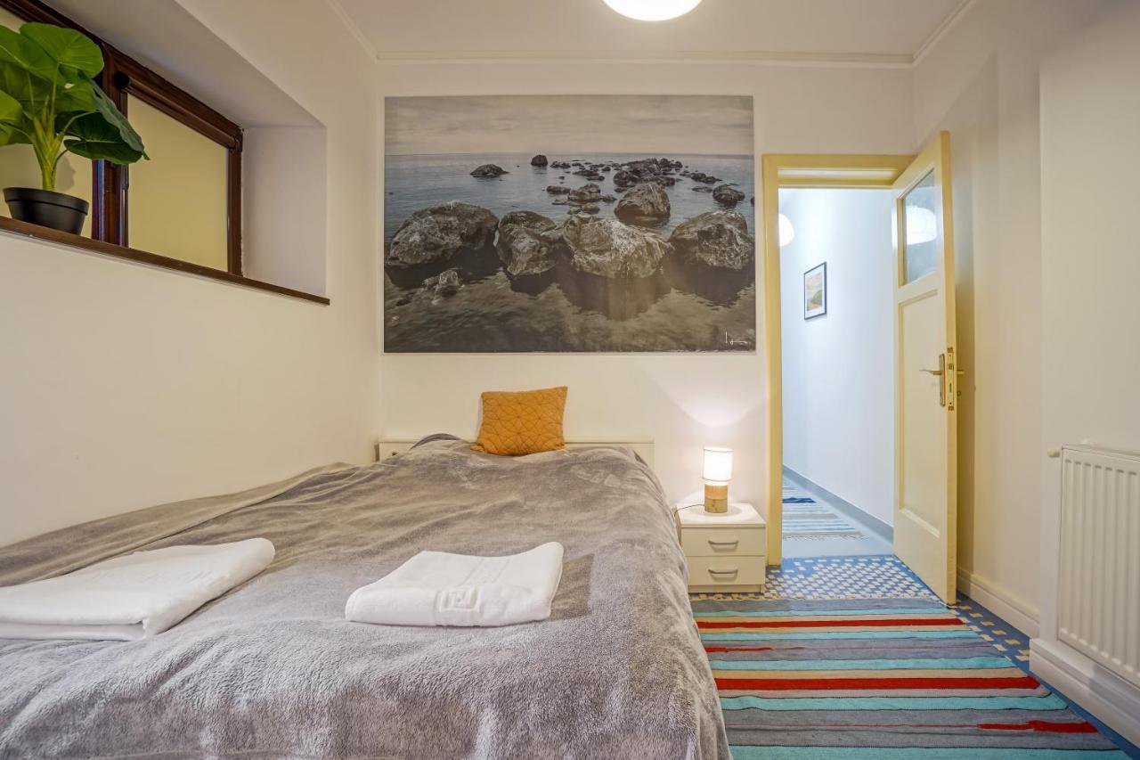 Victoriei Blue Apartman Bukarest Kültér fotó